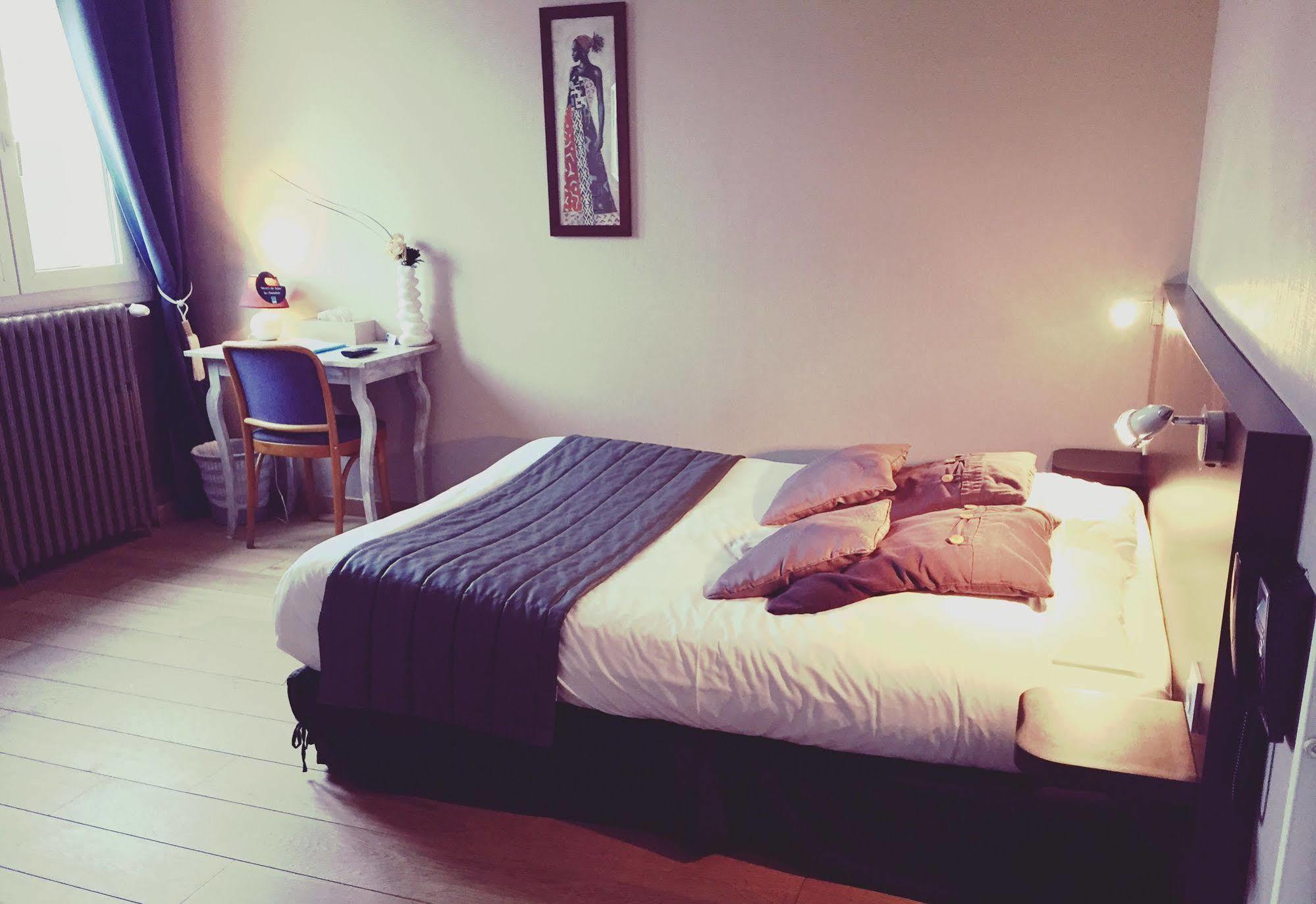 Hotel Restaurant De La Marne Paimpol ภายนอก รูปภาพ