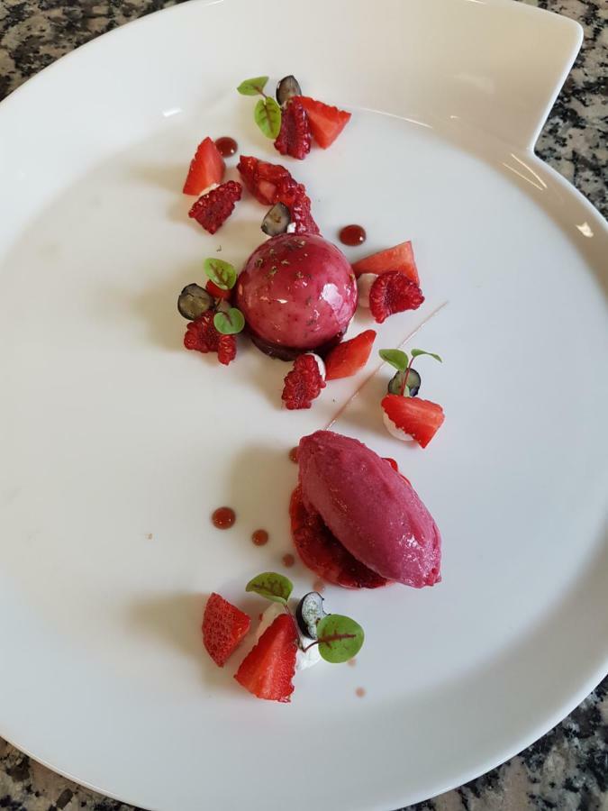 Hotel Restaurant De La Marne Paimpol ภายนอก รูปภาพ
